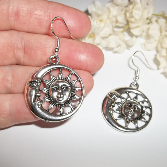 Earrings Silver Moon Star Celestial Jewelry 1561 - Picture 2 of 6